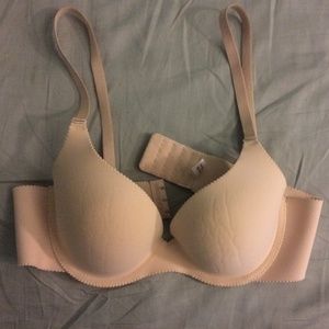 NWOT Convertible Nude Bra 36C/38B